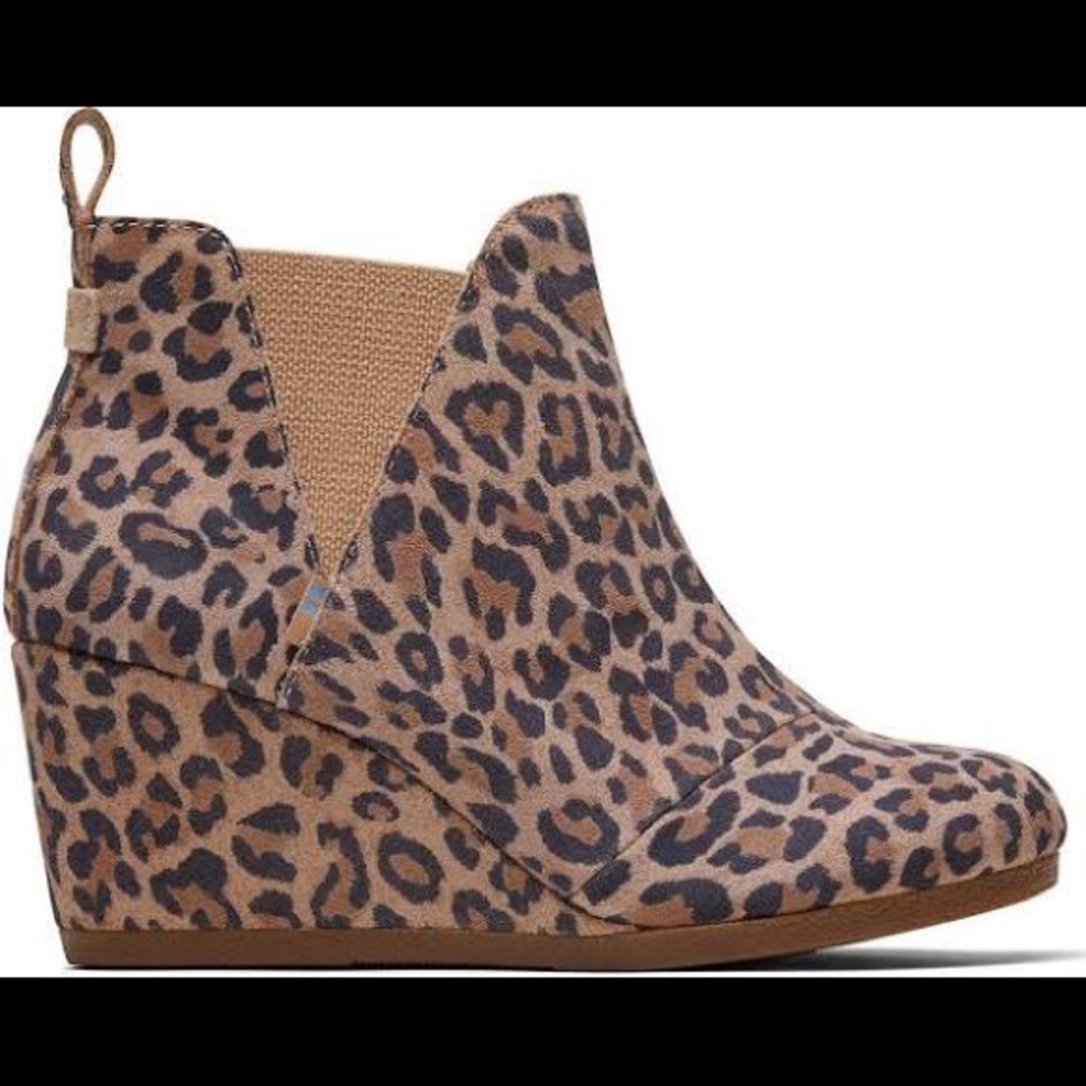 TOMS Leopard Kelsey Booties